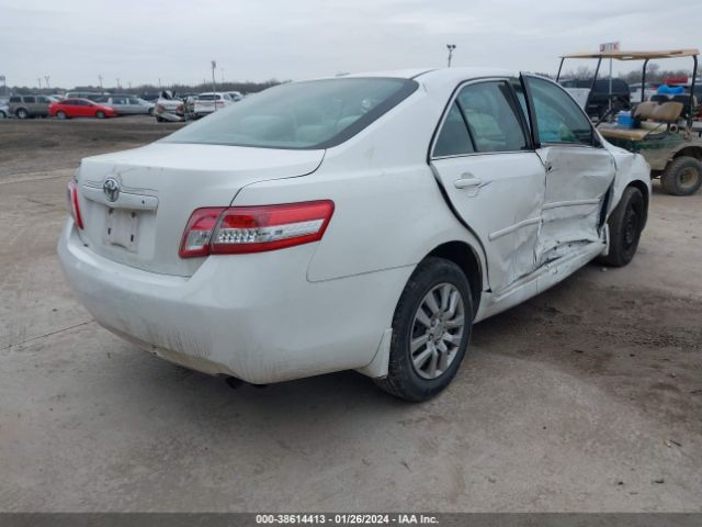 Photo 3 VIN: 4T4BF3EK0BR136578 - TOYOTA CAMRY 