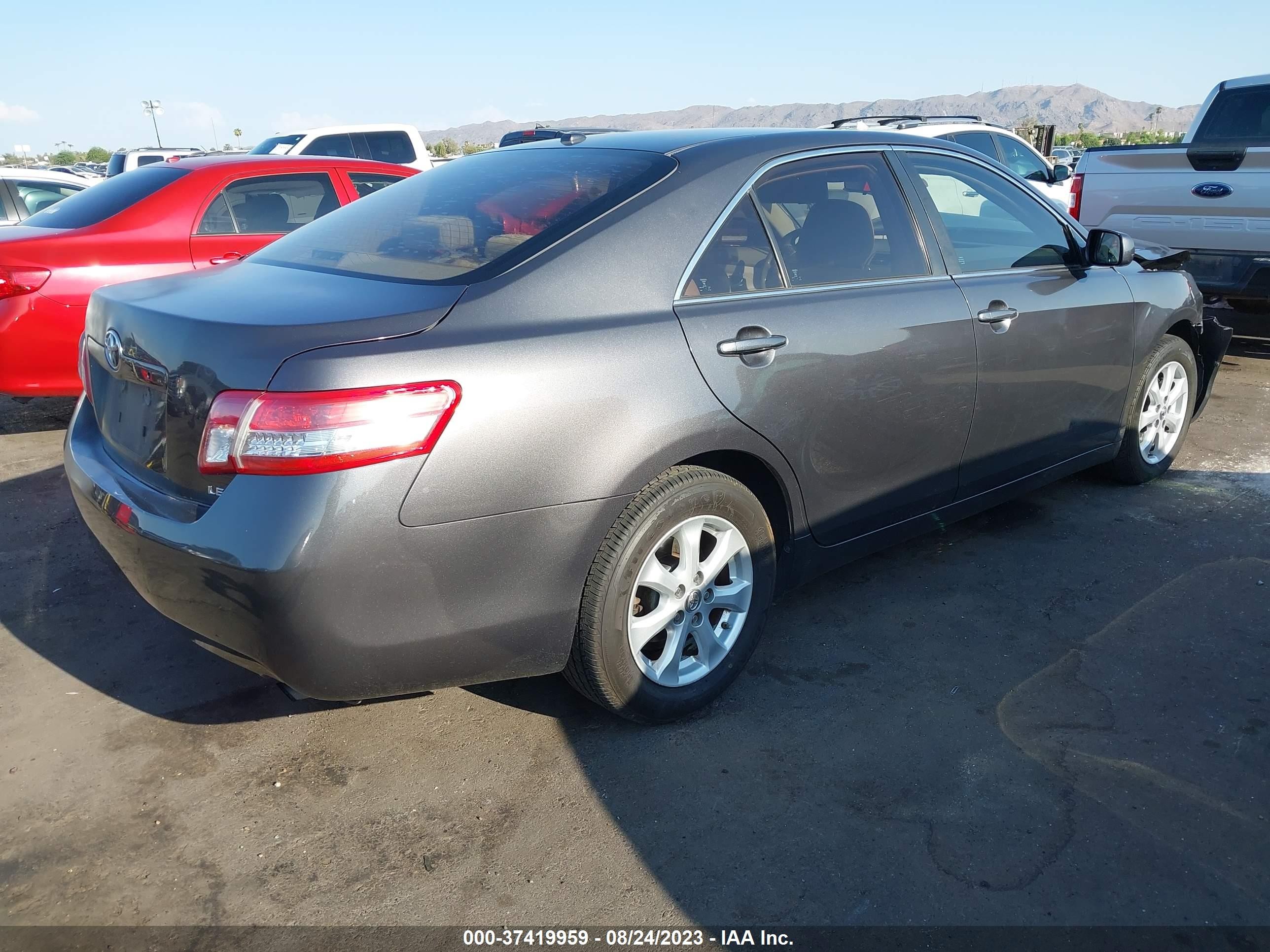 Photo 3 VIN: 4T4BF3EK0BR150660 - TOYOTA CAMRY 