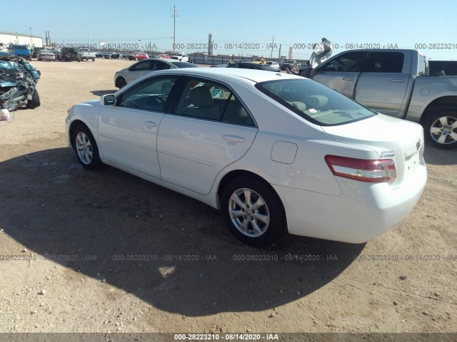 Photo 2 VIN: 4T4BF3EK0BR156345 - TOYOTA CAMRY 