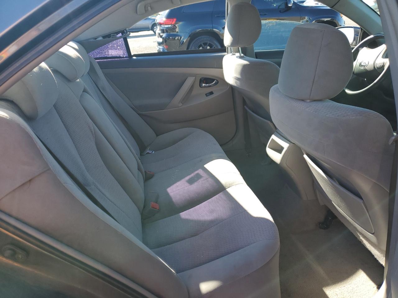 Photo 9 VIN: 4T4BF3EK0BR163053 - TOYOTA CAMRY 