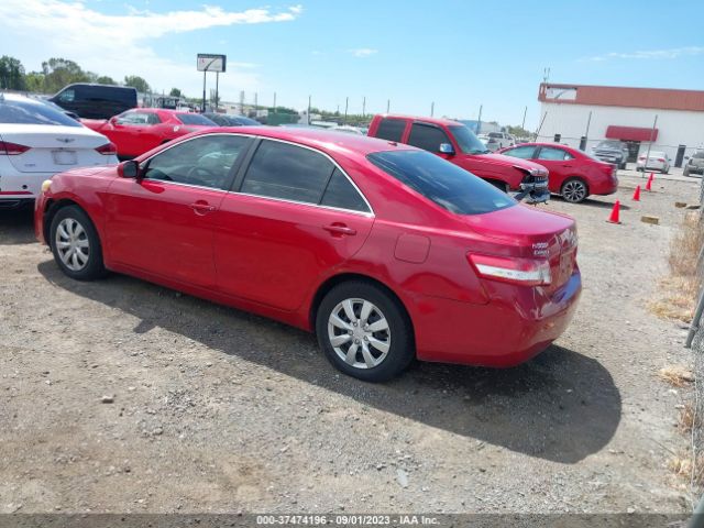 Photo 2 VIN: 4T4BF3EK0BR187921 - TOYOTA CAMRY 