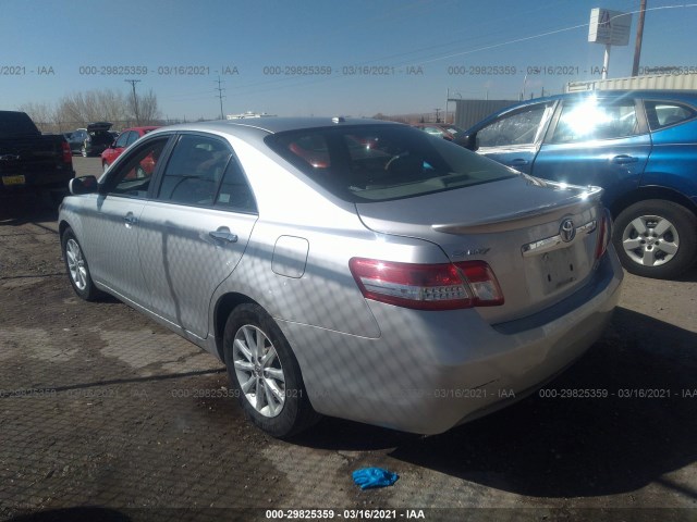 Photo 2 VIN: 4T4BF3EK0BR211327 - TOYOTA CAMRY 