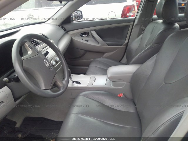 Photo 4 VIN: 4T4BF3EK1AR010146 - TOYOTA CAMRY 