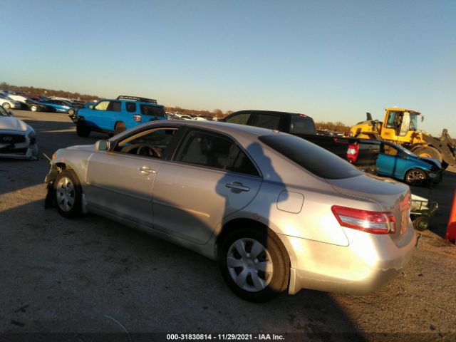 Photo 2 VIN: 4T4BF3EK1AR010728 - TOYOTA CAMRY 