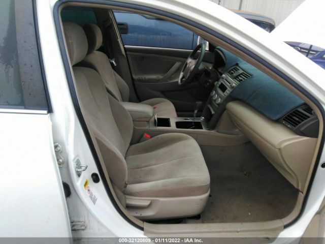 Photo 4 VIN: 4T4BF3EK1AR031210 - TOYOTA CAMRY 