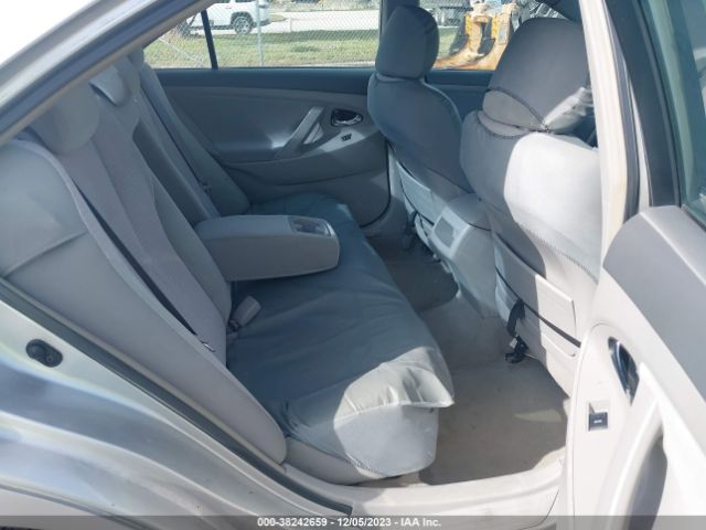 Photo 7 VIN: 4T4BF3EK1AR033068 - TOYOTA CAMRY 