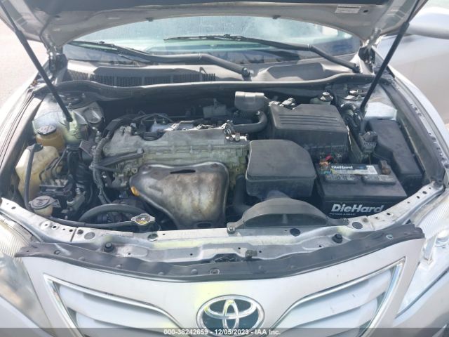 Photo 9 VIN: 4T4BF3EK1AR033068 - TOYOTA CAMRY 