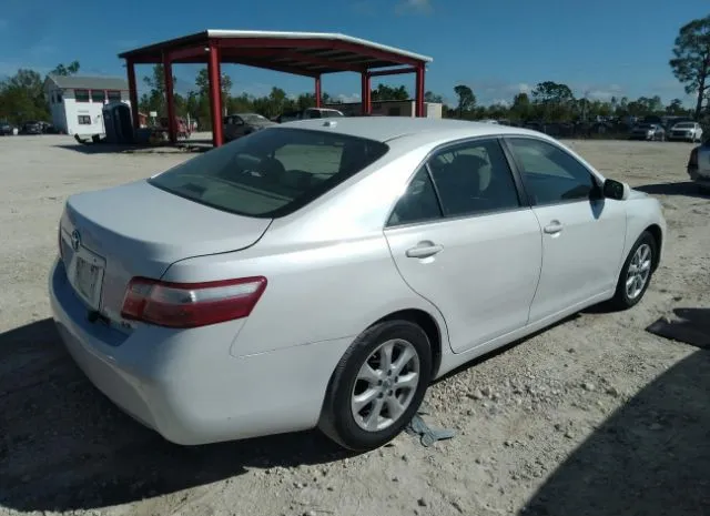 Photo 3 VIN: 4T4BF3EK1AR063106 - TOYOTA CAMRY 