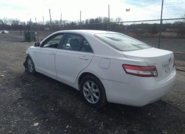 Photo 2 VIN: 4T4BF3EK1AR073442 - TOYOTA CAMRY 