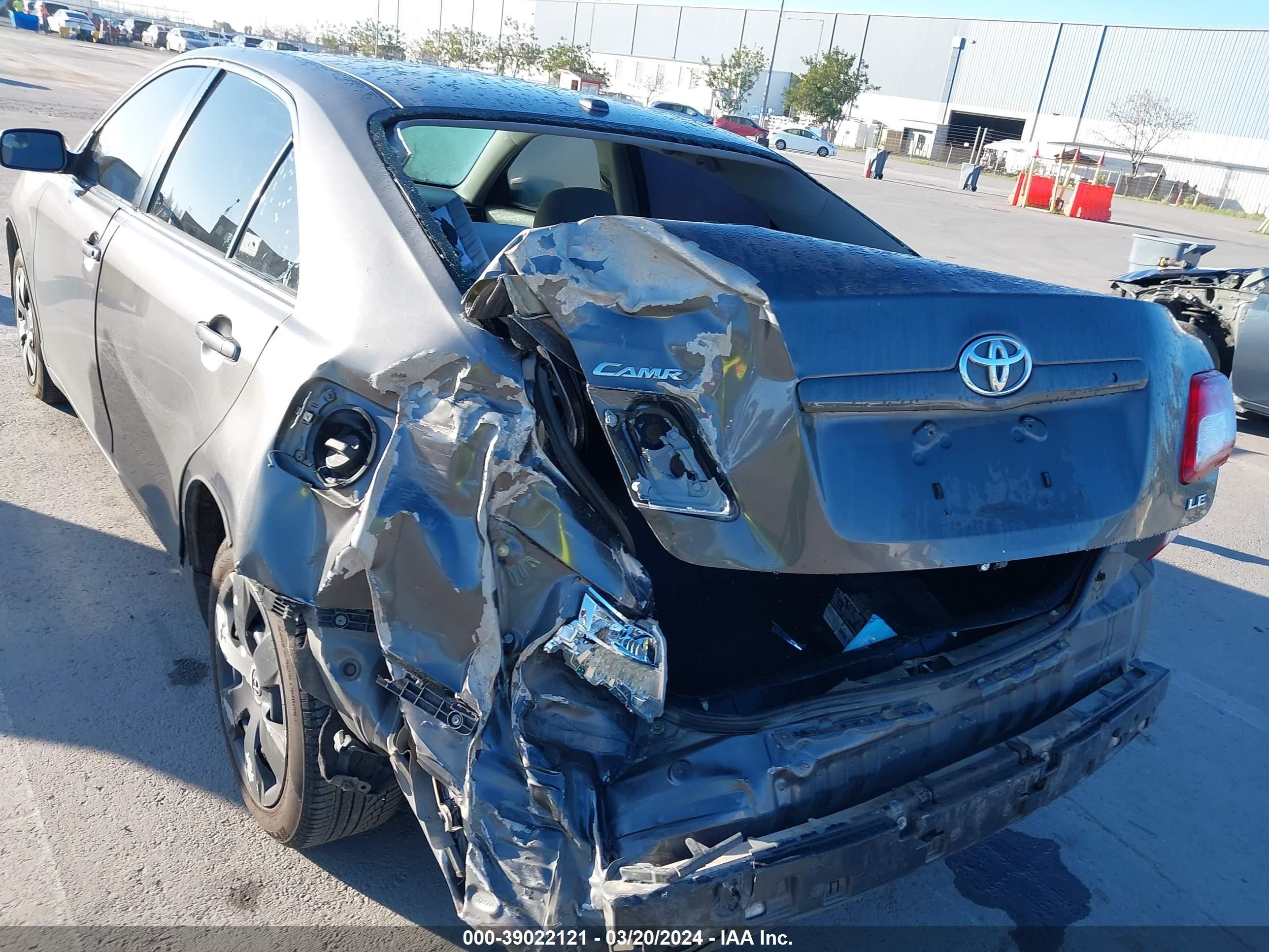 Photo 5 VIN: 4T4BF3EK1BR097662 - TOYOTA CAMRY 