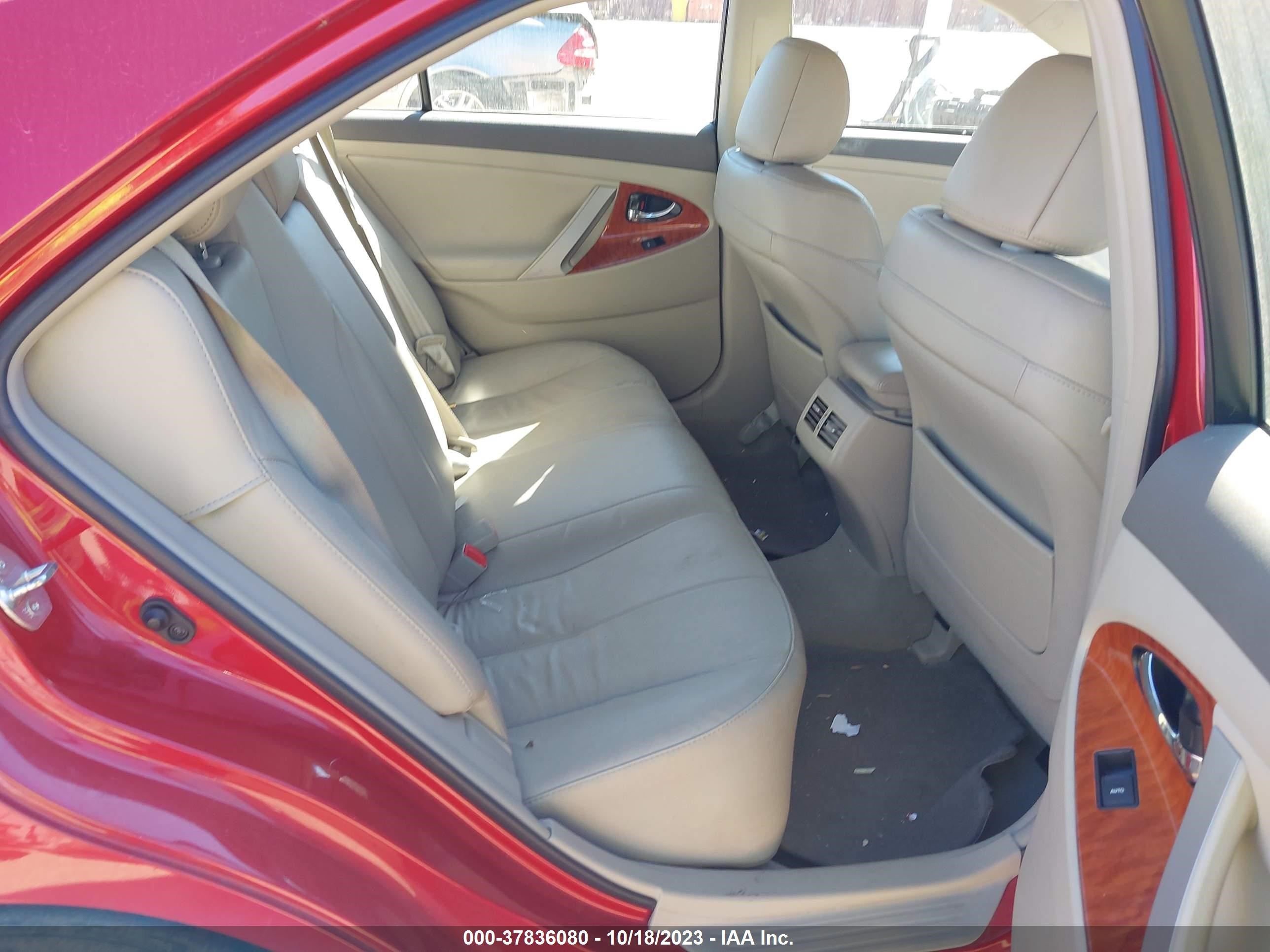 Photo 7 VIN: 4T4BF3EK1BR113505 - TOYOTA CAMRY 