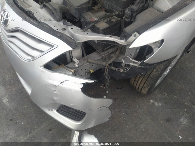 Photo 5 VIN: 4T4BF3EK1BR142972 - TOYOTA CAMRY 