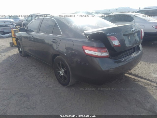 Photo 2 VIN: 4T4BF3EK1BR149372 - TOYOTA CAMRY 