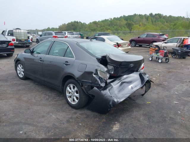 Photo 2 VIN: 4T4BF3EK1BR150246 - TOYOTA CAMRY 