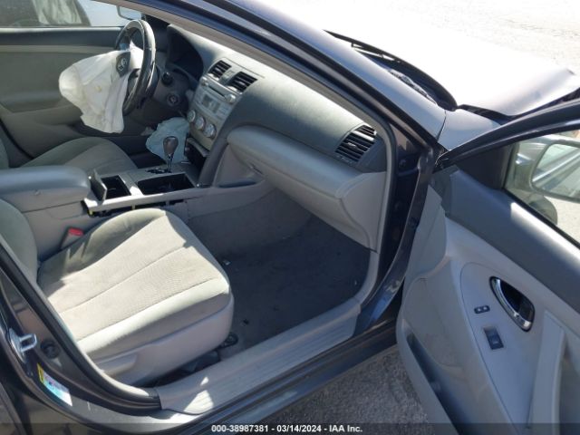 Photo 4 VIN: 4T4BF3EK1BR157472 - TOYOTA CAMRY 