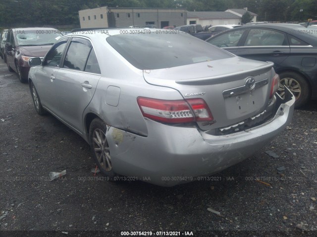 Photo 2 VIN: 4T4BF3EK1BR173333 - TOYOTA CAMRY 