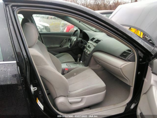 Photo 4 VIN: 4T4BF3EK1BR189533 - TOYOTA CAMRY 