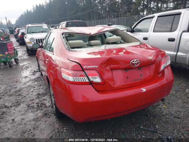 Photo 2 VIN: 4T4BF3EK1BR209876 - TOYOTA CAMRY 