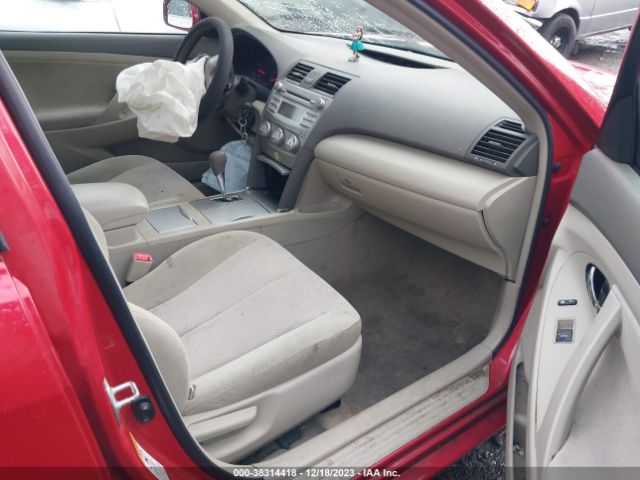 Photo 4 VIN: 4T4BF3EK1BR209876 - TOYOTA CAMRY 