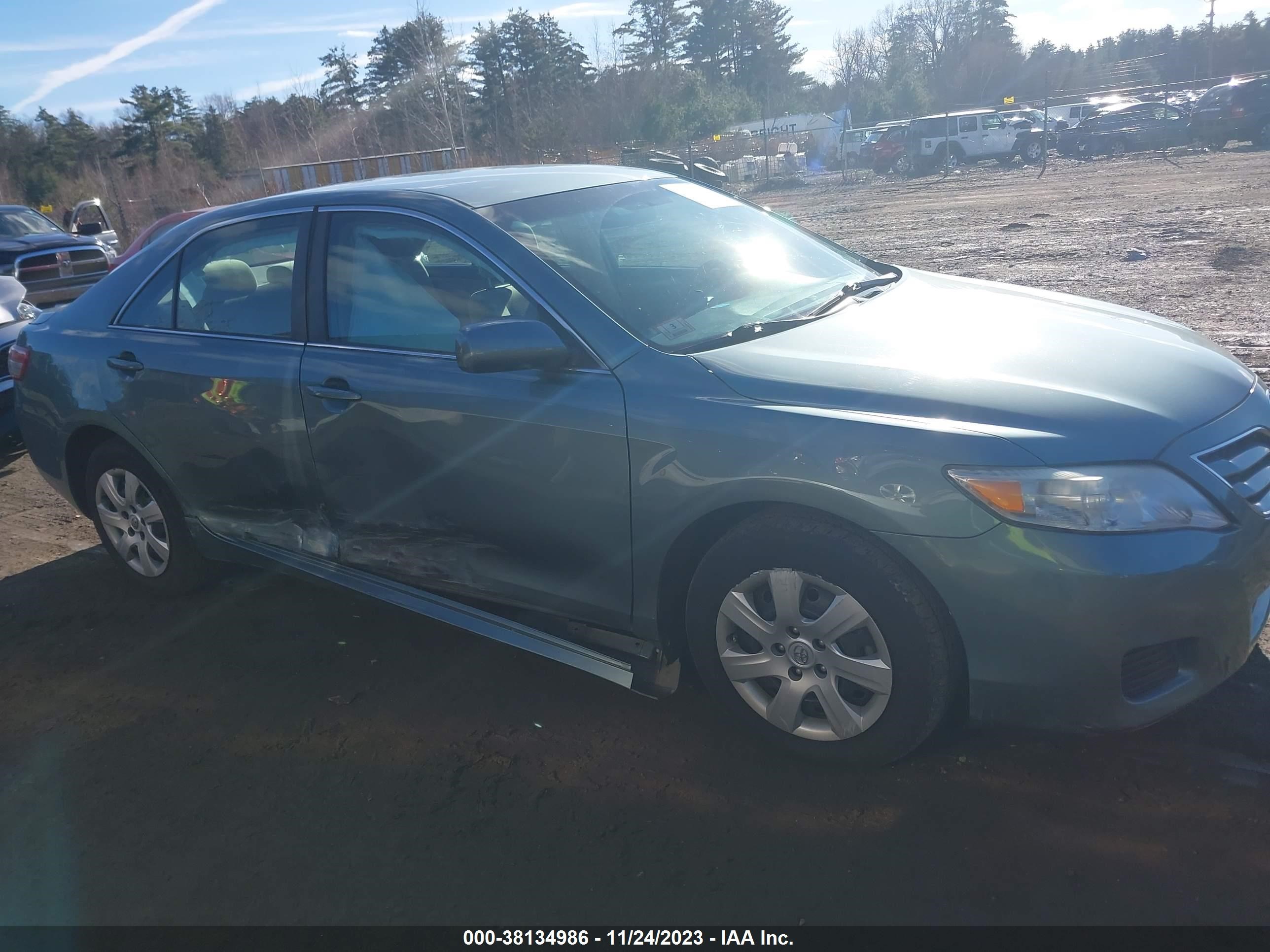 Photo 12 VIN: 4T4BF3EK2AR011726 - TOYOTA CAMRY 