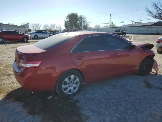 Photo 2 VIN: 4T4BF3EK2AR013797 - TOYOTA CAMRY BASE 