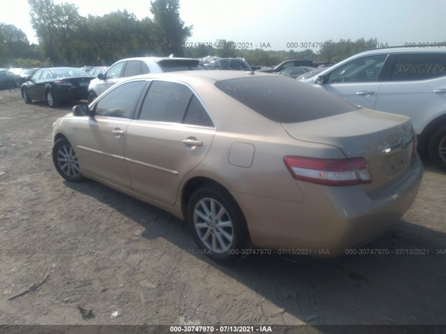 Photo 2 VIN: 4T4BF3EK2AR040207 - TOYOTA CAMRY 