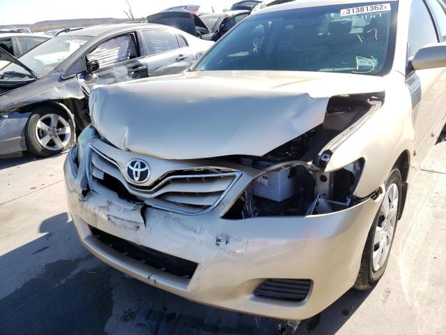 Photo 8 VIN: 4T4BF3EK2AR056634 - TOYOTA CAMRY BASE 