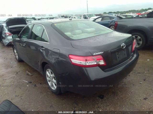 Photo 2 VIN: 4T4BF3EK2AR067715 - TOYOTA CAMRY 