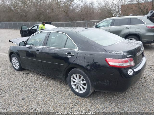 Photo 2 VIN: 4T4BF3EK2AR070985 - TOYOTA CAMRY 