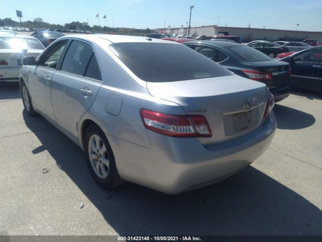 Photo 2 VIN: 4T4BF3EK2AR074163 - TOYOTA CAMRY 