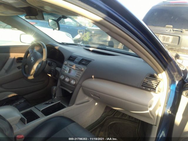 Photo 4 VIN: 4T4BF3EK2AR078231 - TOYOTA CAMRY 