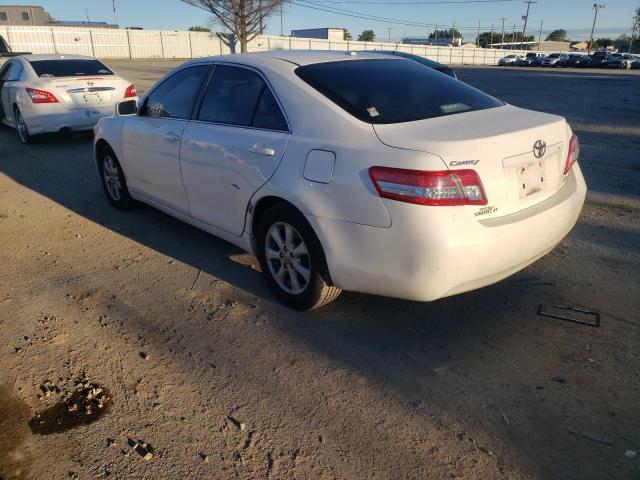 Photo 2 VIN: 4T4BF3EK2AR086457 - TOYOTA CAMRY BASE 