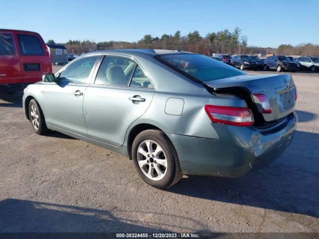 Photo 2 VIN: 4T4BF3EK2BR088128 - TOYOTA CAMRY 