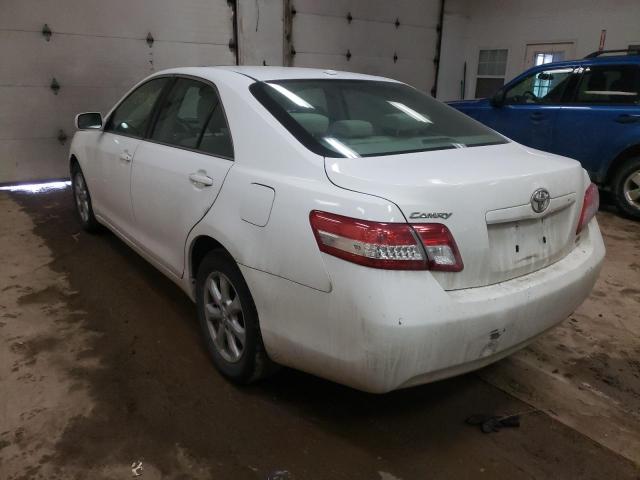 Photo 2 VIN: 4T4BF3EK2BR089814 - TOYOTA CAMRY BASE 