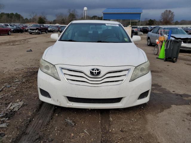 Photo 4 VIN: 4T4BF3EK2BR090686 - TOYOTA CAMRY BASE 