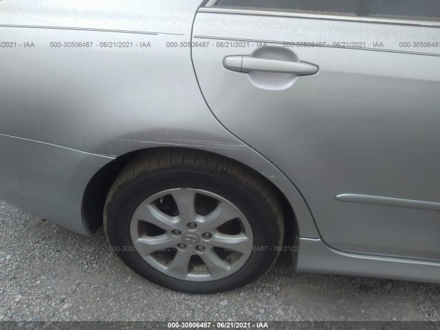 Photo 5 VIN: 4T4BF3EK2BR098853 - TOYOTA CAMRY 