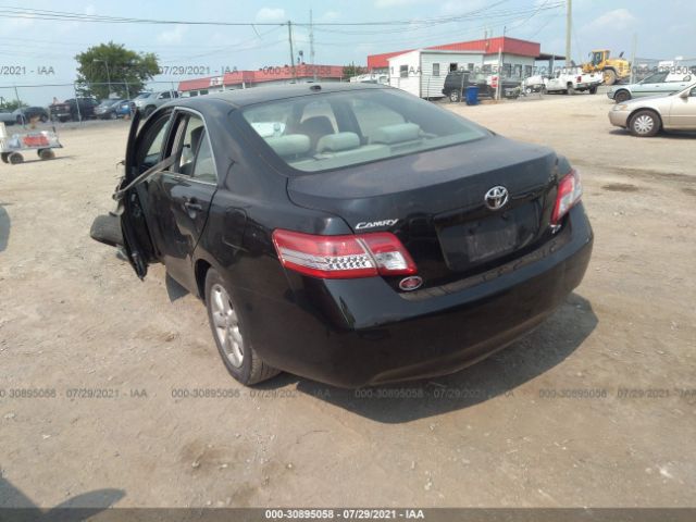 Photo 2 VIN: 4T4BF3EK2BR111116 - TOYOTA CAMRY 