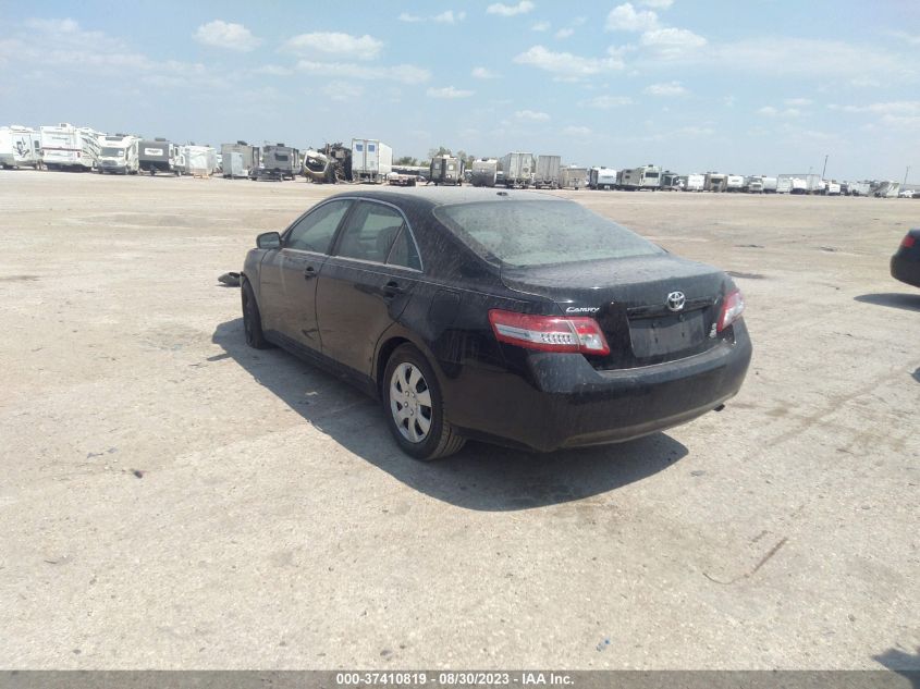 Photo 2 VIN: 4T4BF3EK2BR112797 - TOYOTA CAMRY 