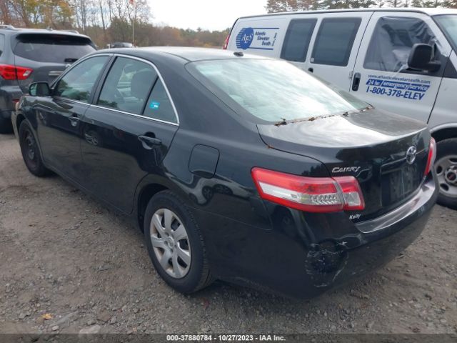 Photo 2 VIN: 4T4BF3EK2BR129504 - TOYOTA CAMRY 