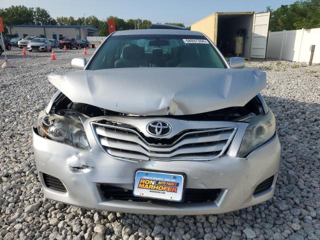 Photo 4 VIN: 4T4BF3EK2BR135447 - TOYOTA CAMRY BASE 