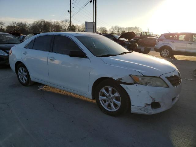 Photo 3 VIN: 4T4BF3EK2BR141717 - TOYOTA CAMRY BASE 