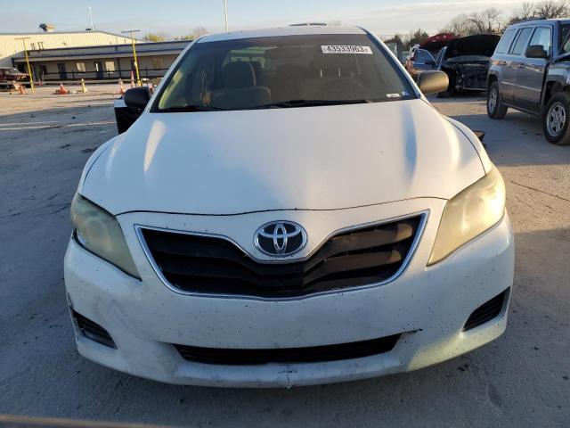 Photo 4 VIN: 4T4BF3EK2BR141717 - TOYOTA CAMRY BASE 