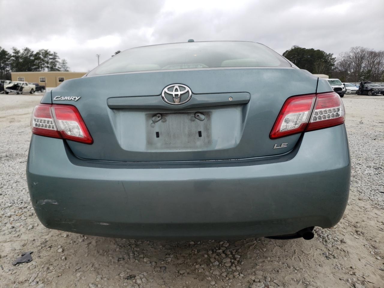 Photo 5 VIN: 4T4BF3EK2BR149705 - TOYOTA CAMRY 