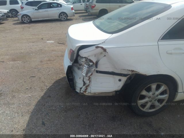 Photo 5 VIN: 4T4BF3EK2BR154015 - TOYOTA CAMRY 