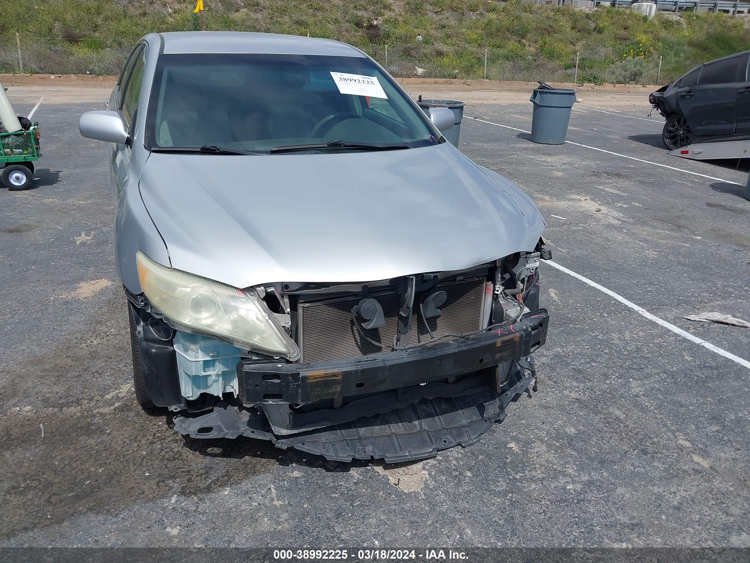 Photo 5 VIN: 4T4BF3EK2BR154189 - TOYOTA CAMRY 