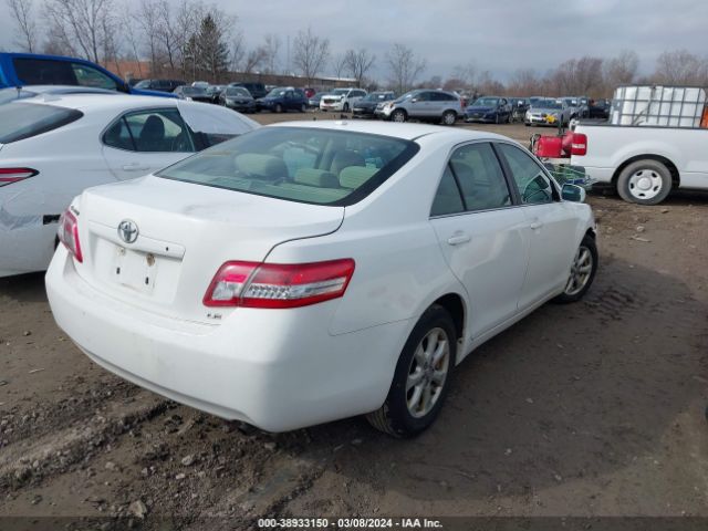 Photo 3 VIN: 4T4BF3EK2BR159313 - TOYOTA CAMRY 