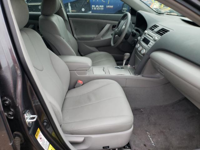 Photo 4 VIN: 4T4BF3EK2BR159408 - TOYOTA CAMRY BASE 