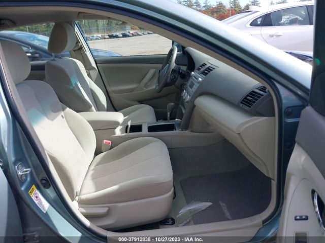 Photo 4 VIN: 4T4BF3EK2BR159814 - TOYOTA CAMRY 