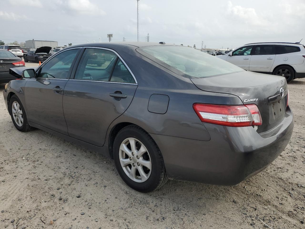 Photo 1 VIN: 4T4BF3EK2BR167573 - TOYOTA CAMRY 