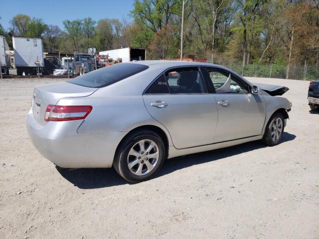 Photo 2 VIN: 4T4BF3EK2BR168125 - TOYOTA CAMRY BASE 